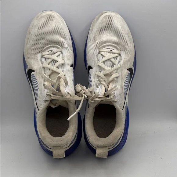 Nike Vomero 18 men’s 9 Cream and Blue ZoomX Sneakers S3 - Picture 4 of 6